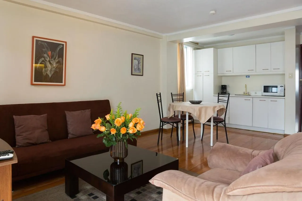 Suites Metropoli Quito Ekvador