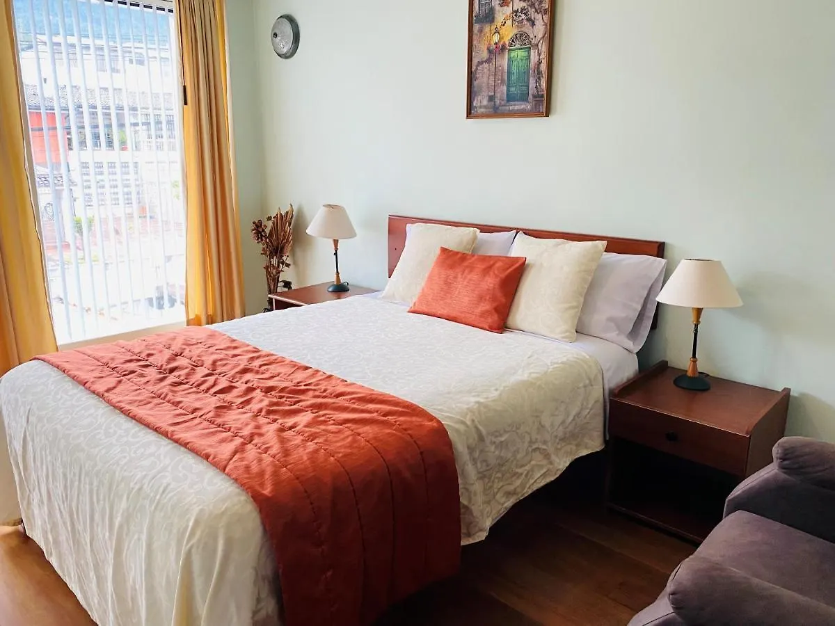 Suites Metropoli Quito Oda ve Kahvaltı