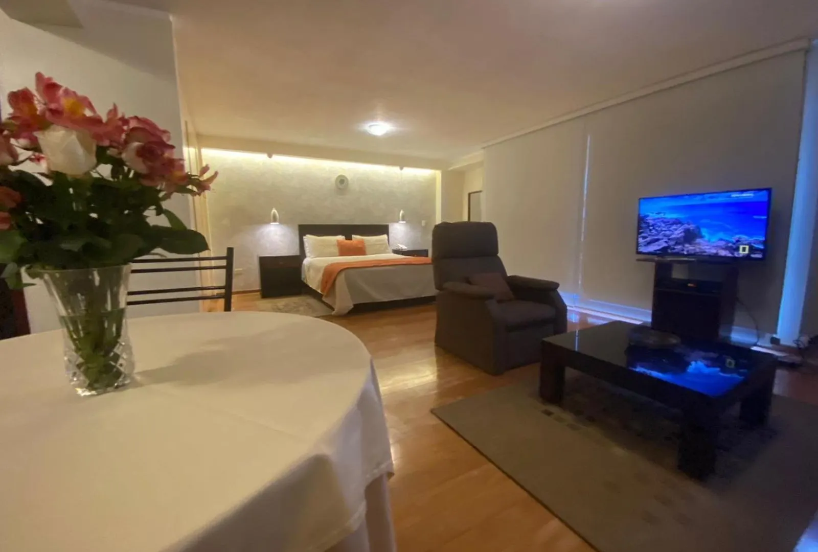 Oda ve Kahvaltı Suites Metropoli Quito