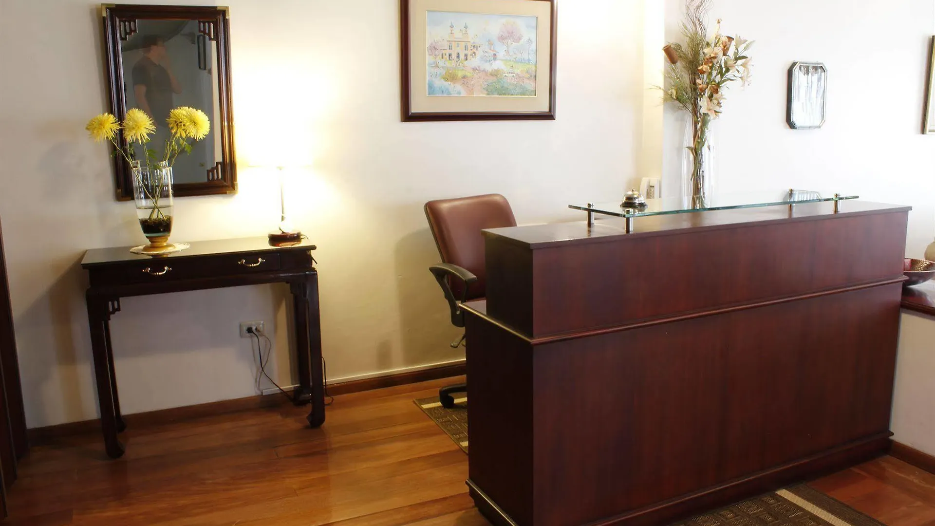 Suites Metropoli Quito 3*,  Ekvador
