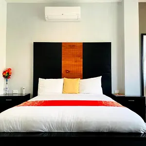 Familiar En Puerto Ayora Apartment